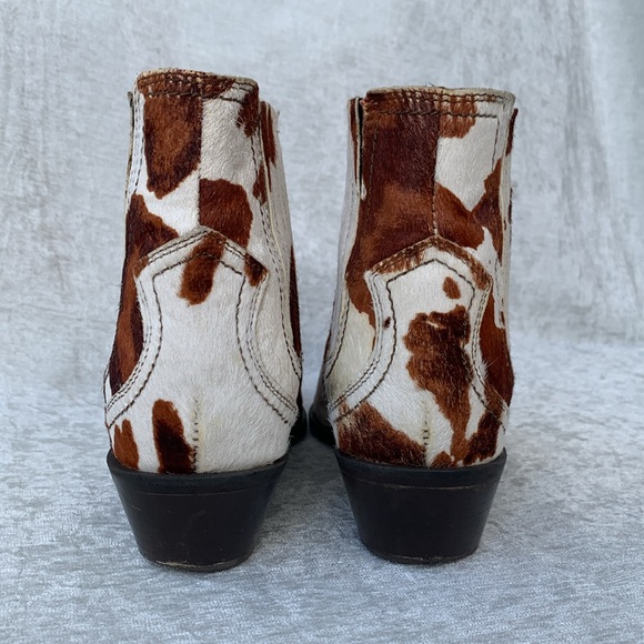 Zara Cow Print Calf Hair Western Ankle Booties - Picture 5 of 14